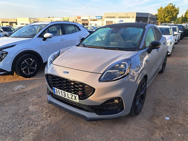 Renting FORD PUMA 1.5 EcoBoost 200cv ST