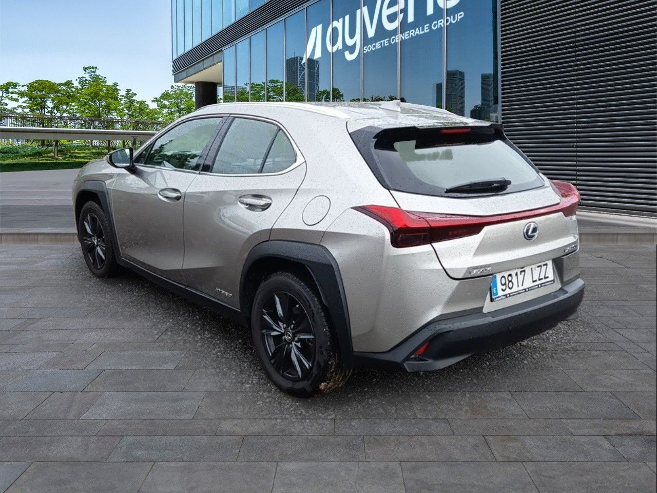 Lexus UX 9817 LZZ, foto 6 de 7, foto real