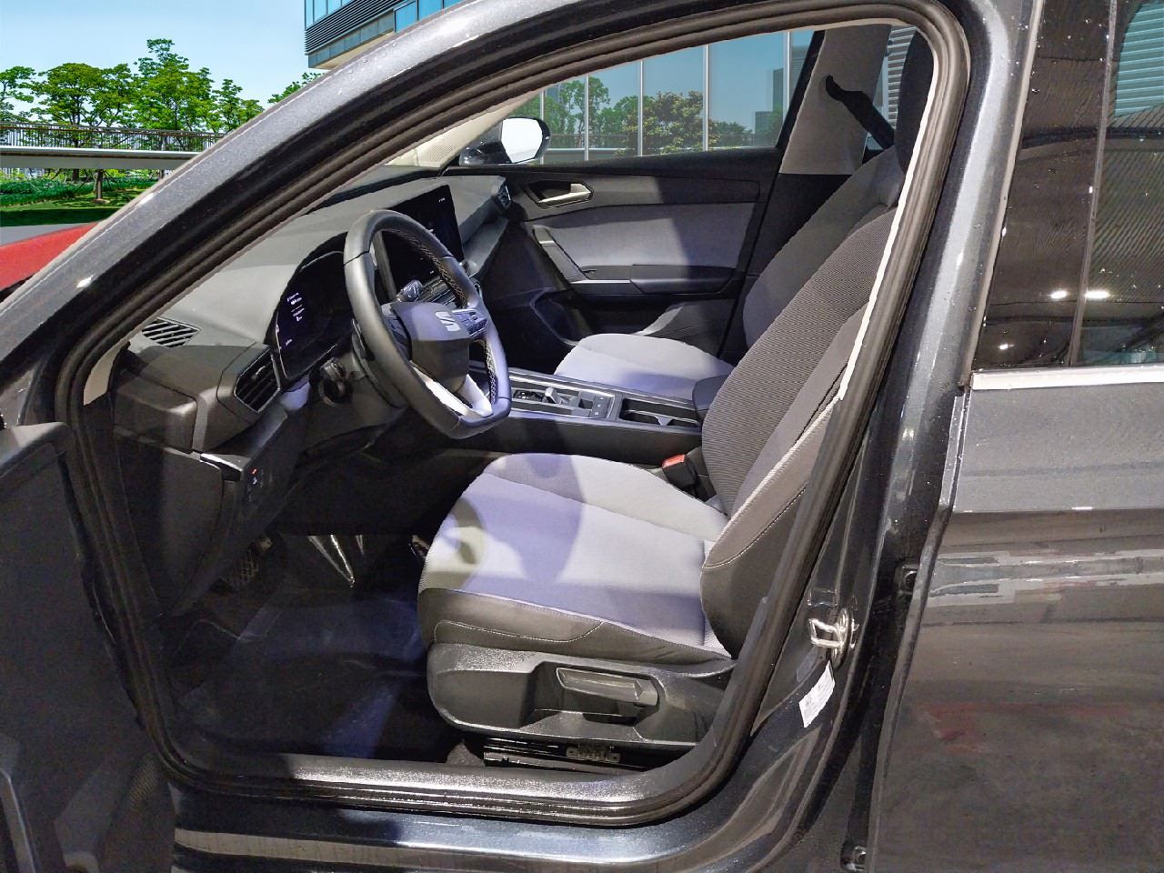 Seat León 7507 NFJ, foto 7 de 7, foto real