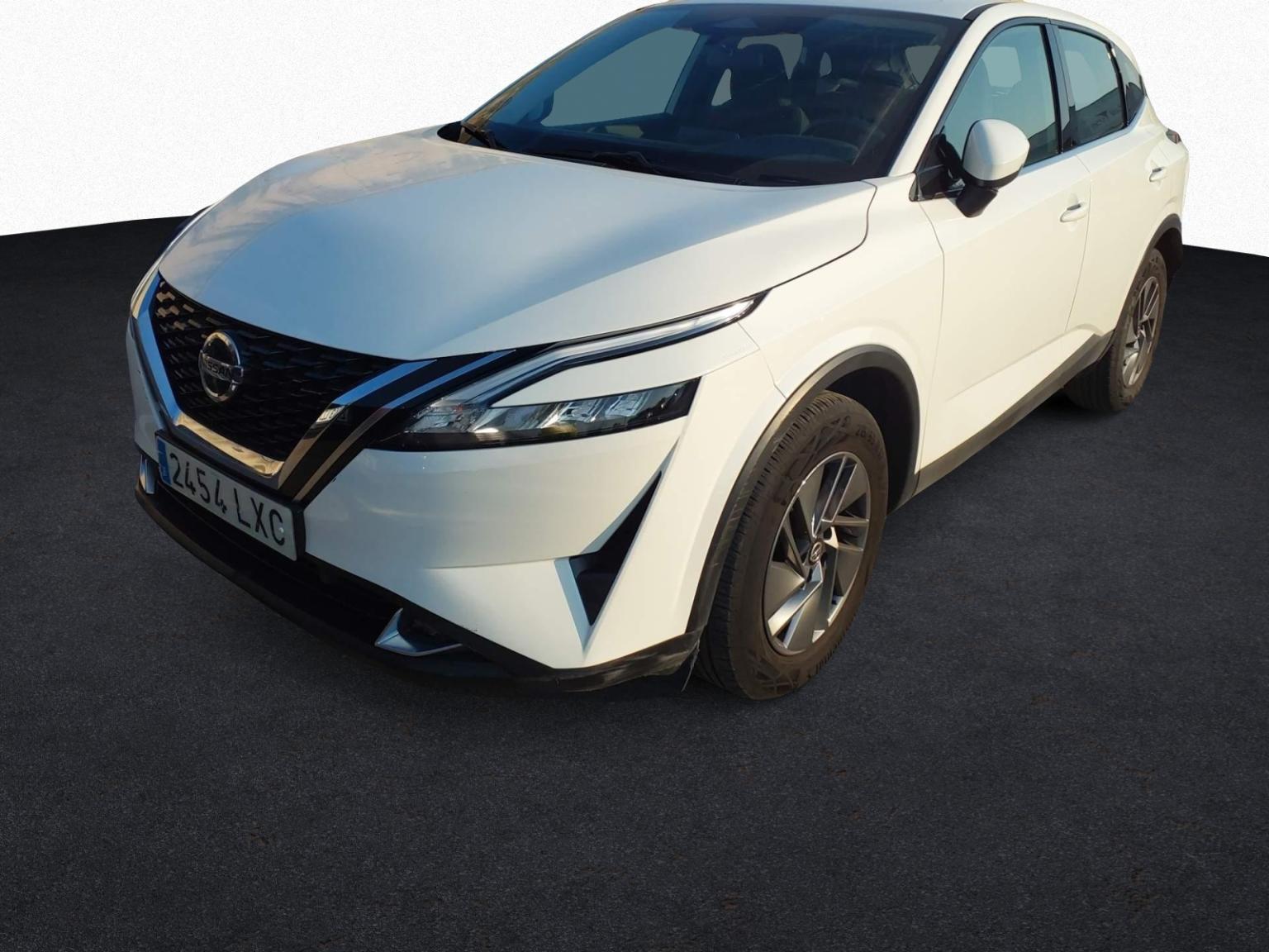 Renting NISSAN QASHQAI DIG-T 103kW (140CV) mHEV 4x2 Acenta