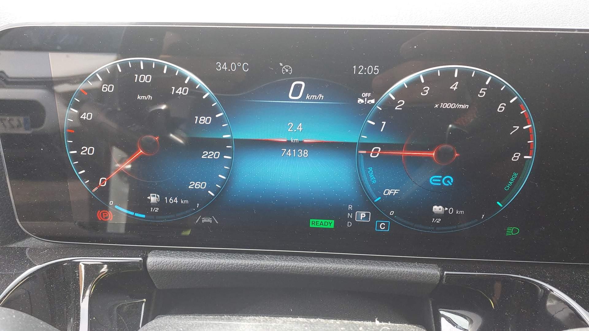 Mercedes GLA 0099 MBG, foto 7 de 8, foto real