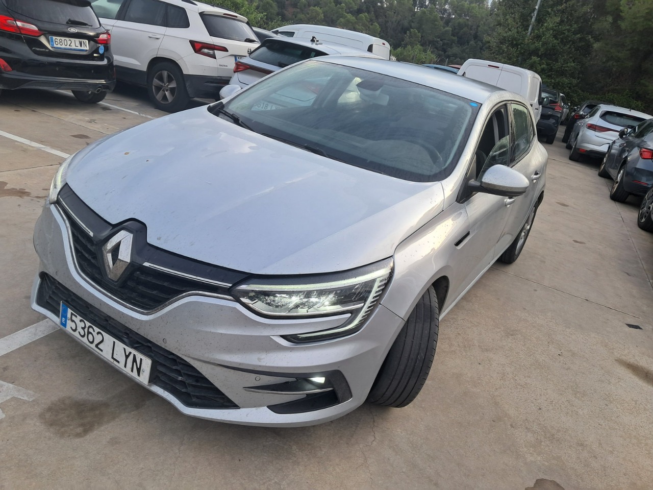 Renting RENAULT MEGANE (O) Intens TCe 103 kW (140CV) GPF
