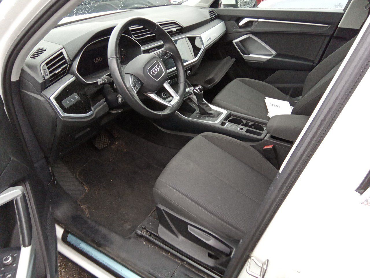 Audi Q3 6839 MBL, foto 7 de 8, foto real