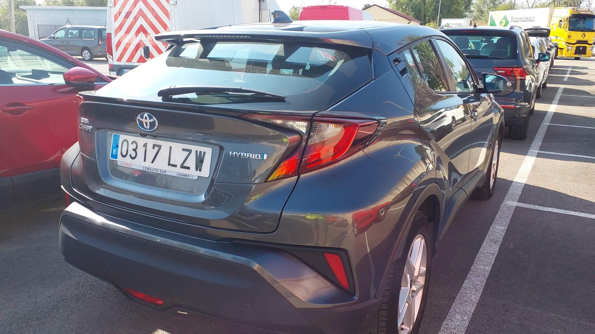 Toyota C-HR 0317 LZW, foto 3 de 8, foto real