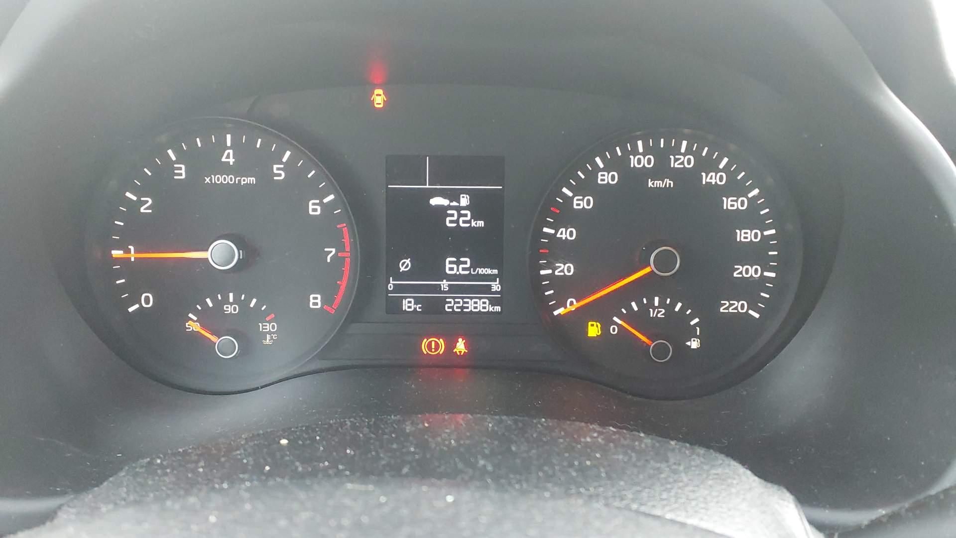 Kia Stonic 4709 MJM, foto 7 de 8, foto real