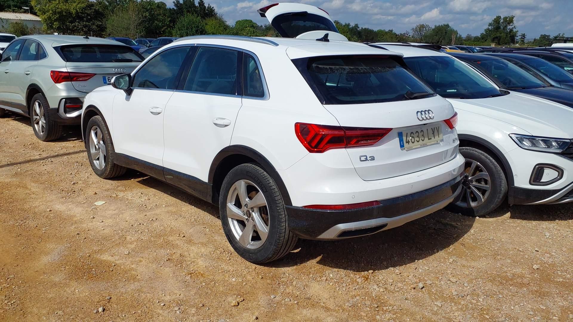 Audi Q3 4633 LYY, foto 2 de 8, foto real