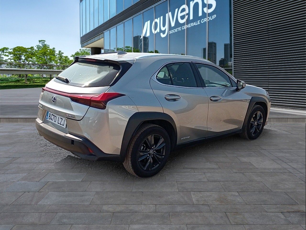 Lexus UX 8470 LZJ, foto 4 de 7, foto real