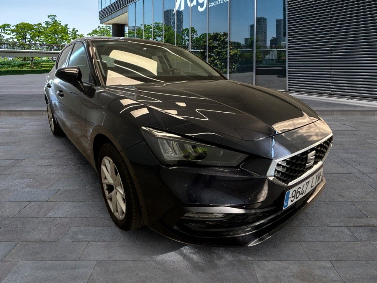 Seat León 9647 LYM, foto 3 de 7, foto real