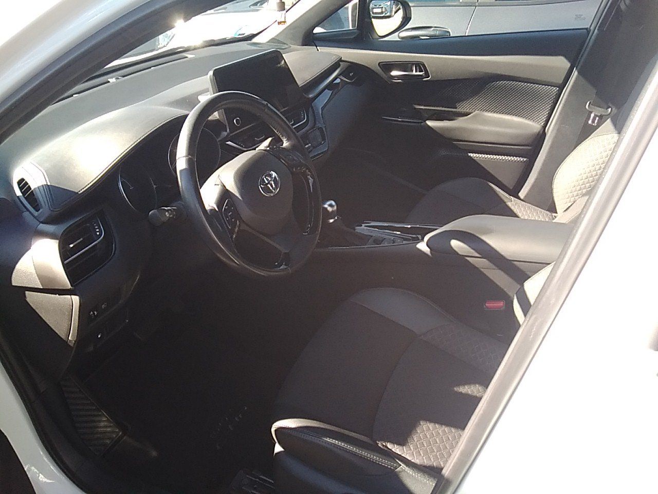 Toyota C-HR 5172 LZJ, foto 7 de 8, foto real