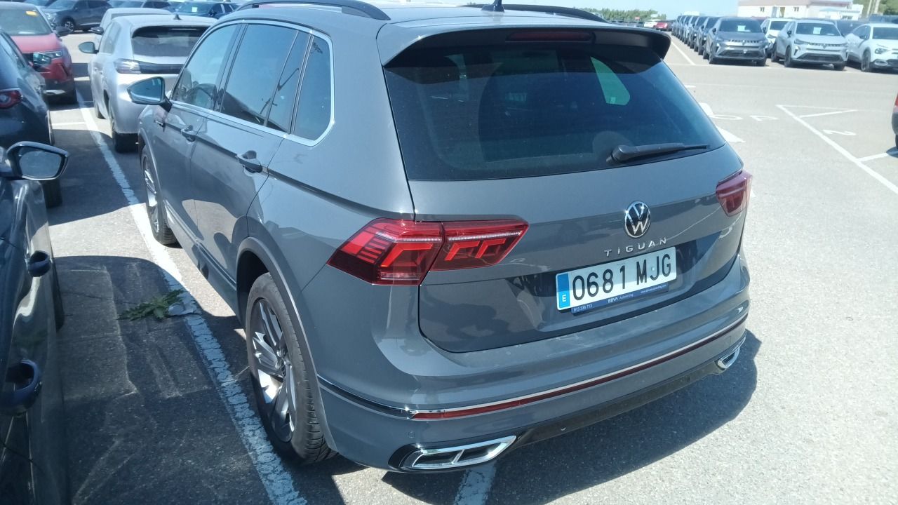Volkswagen Tiguan 0681 MJG, foto 6 de 8, foto real
