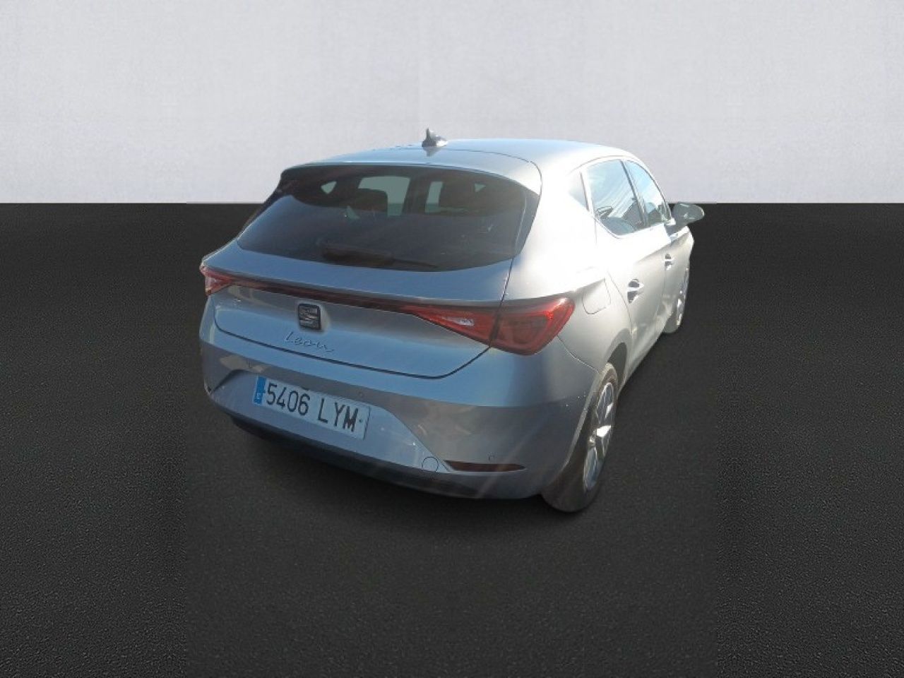 Seat León 5406 LYM, foto 4 de 8, foto real