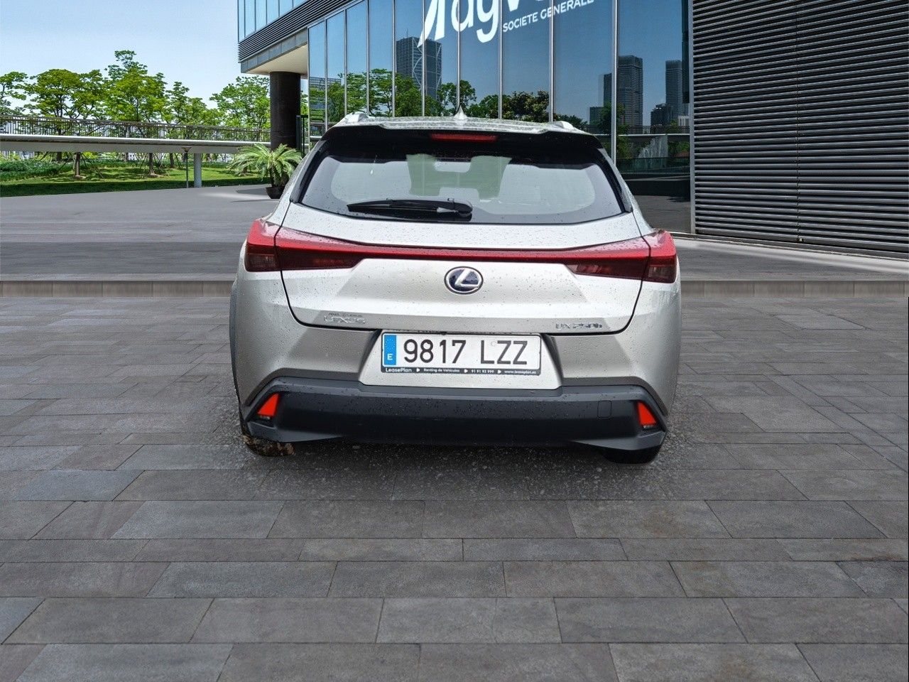 Lexus UX 9817 LZZ, foto 5 de 7, foto real