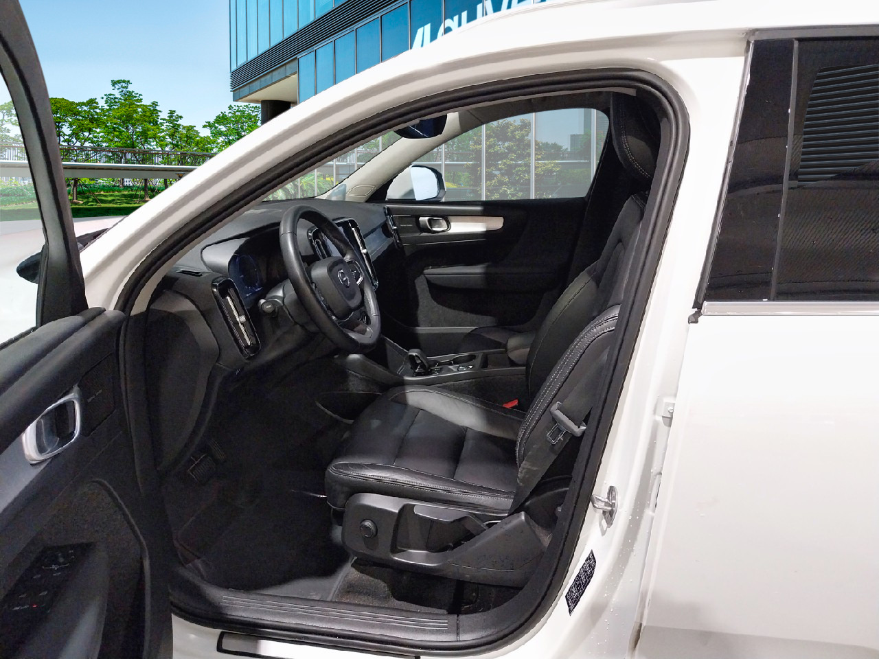 Volvo XC40 8141 LXV, foto 7 de 7, foto real