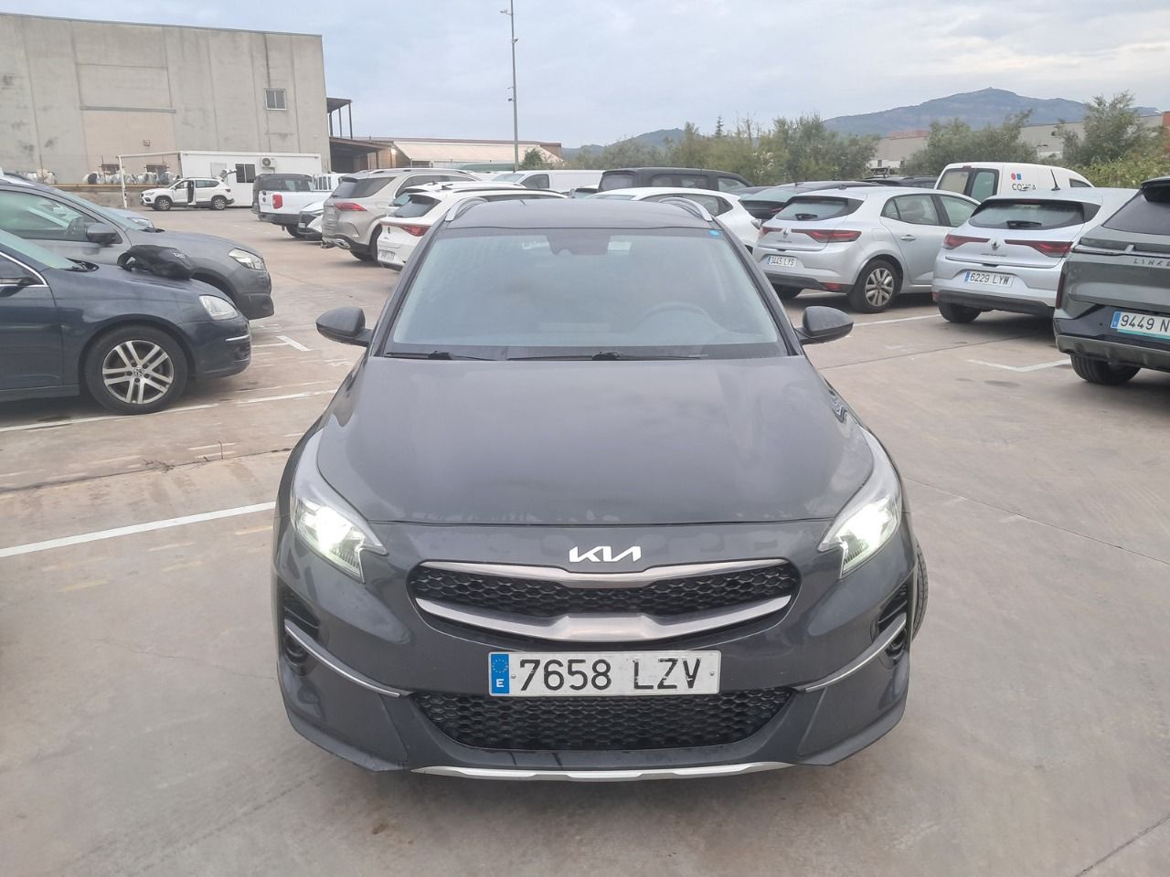 Kia XCeed 7658 LZV, foto 2 de 8, foto real