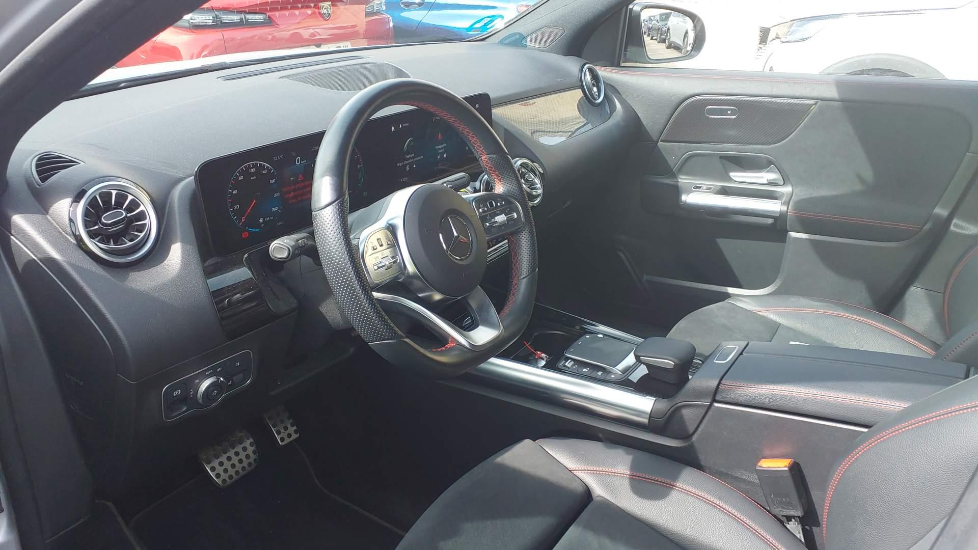 Mercedes GLA 0099 MBG, foto 5 de 8, foto real