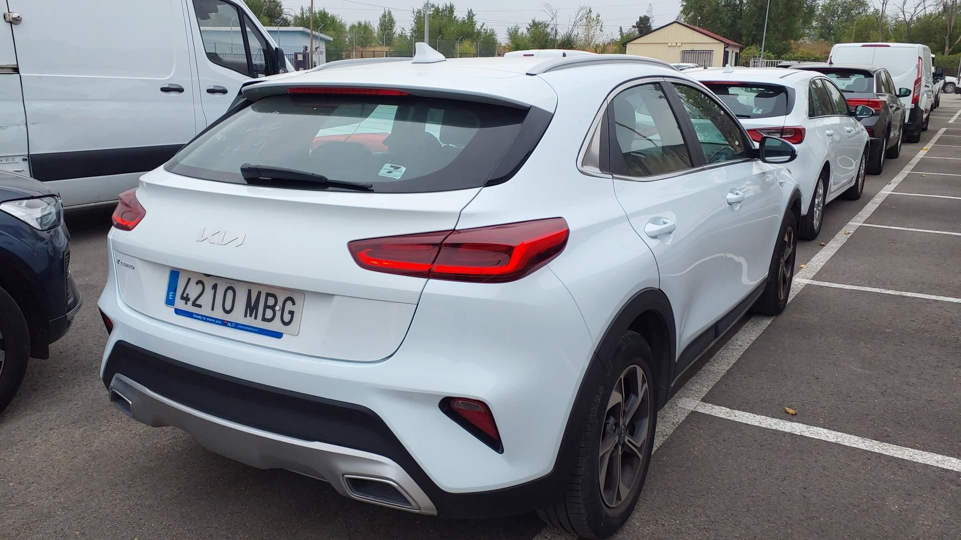 Kia XCeed 4210 MBG, foto 3 de 8, foto real