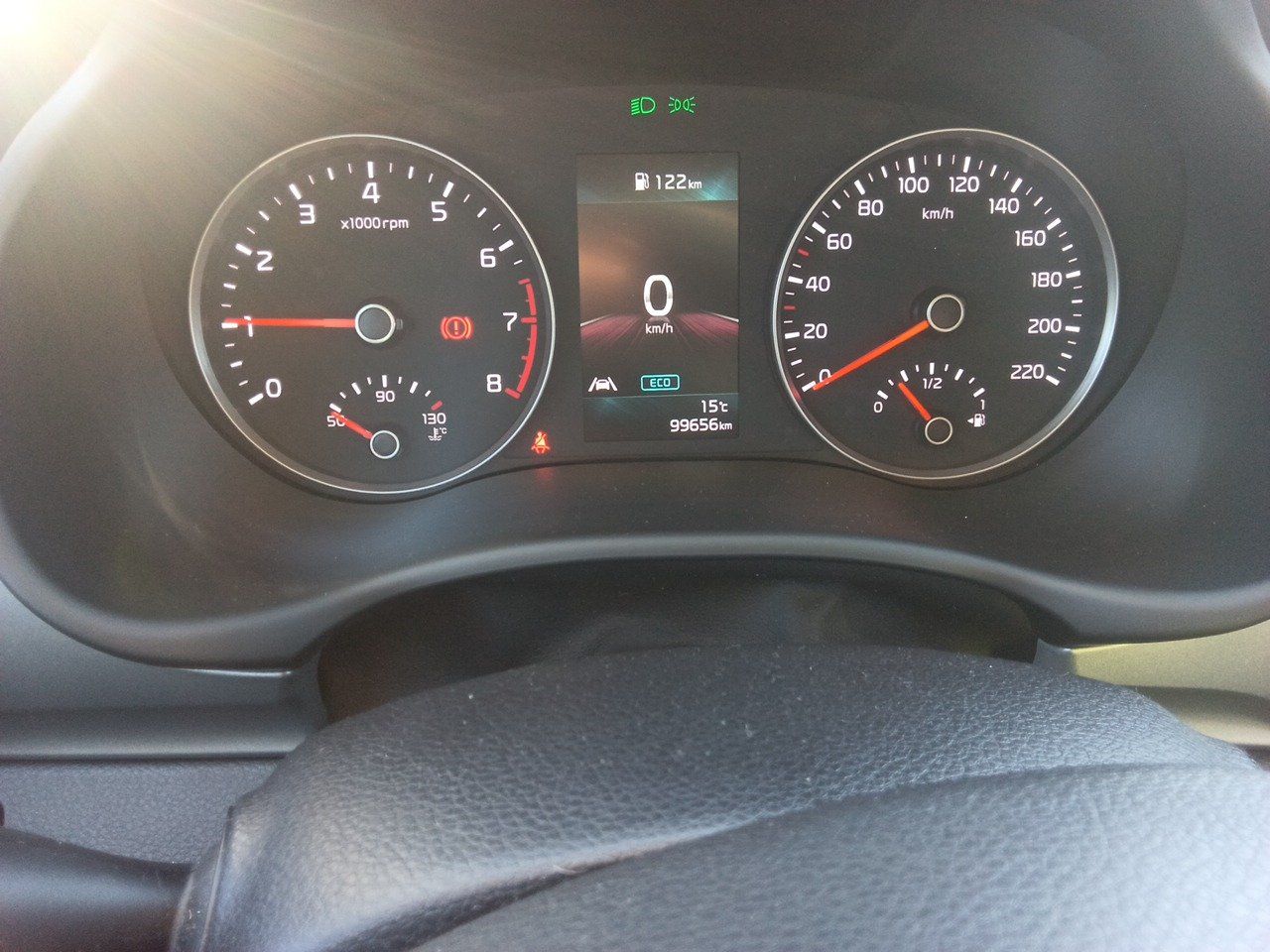 Kia Stonic 5563 MJC, foto 8 de 8, foto real