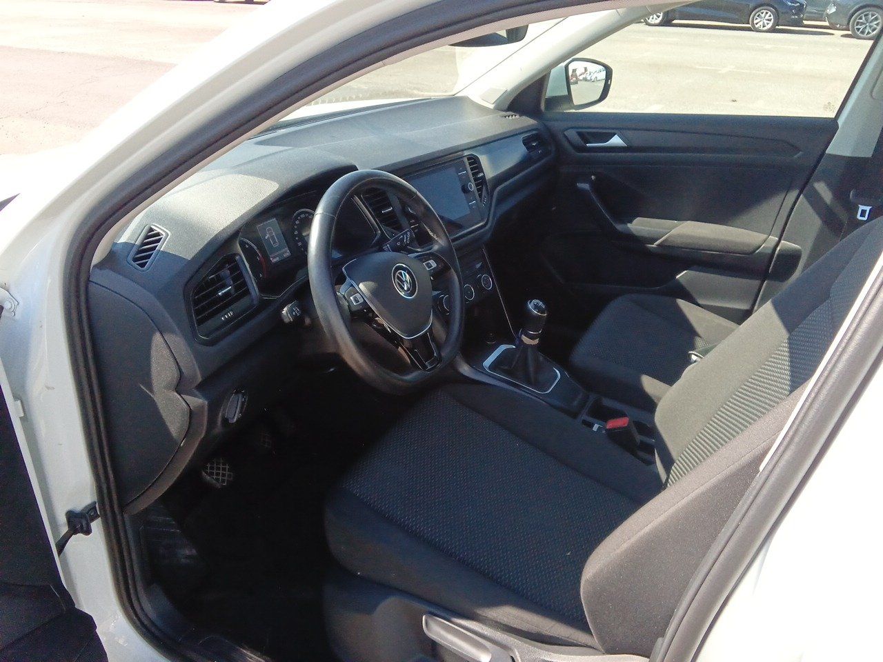 Volkswagen T-Roc 2747 LPZ, foto 7 de 8, foto real