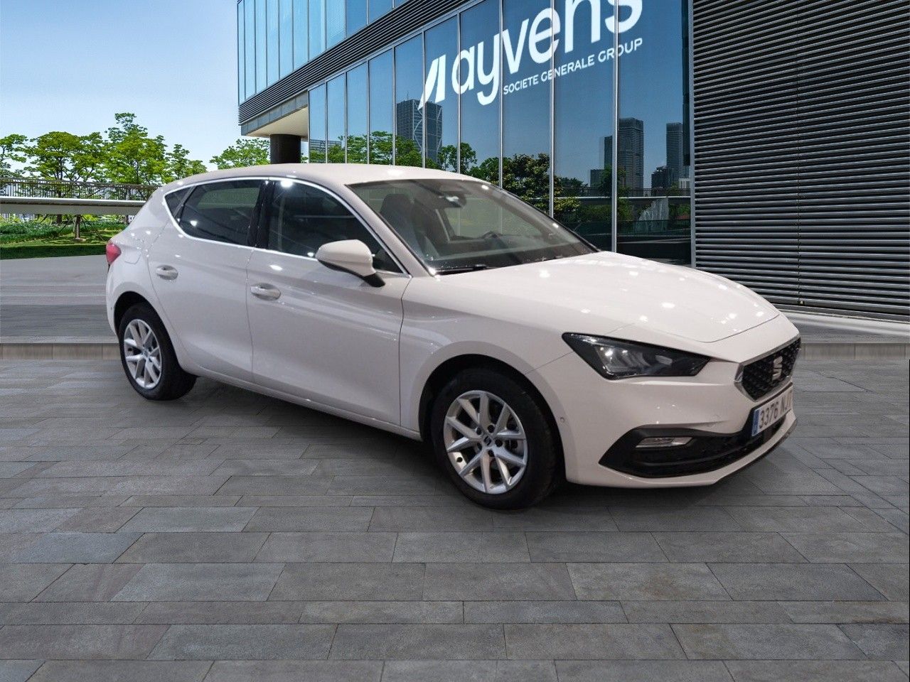Seat León 3376 NJT, foto 3 de 7, foto real