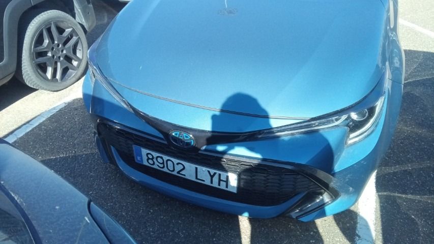 Toyota Corolla 8902 LYH, foto 2 de 8, foto real