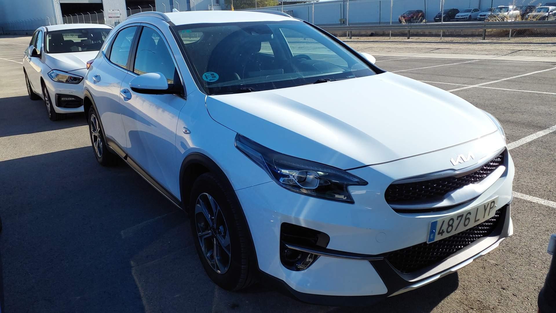 Kia XCeed 4876 LYP, foto 4 de 8, foto real