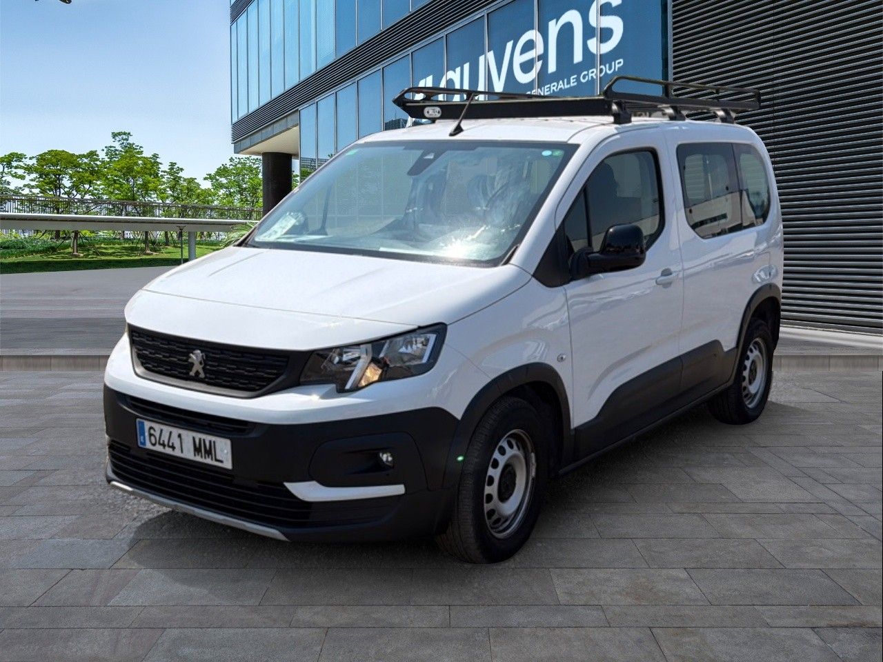 Renting PEUGEOT RIFTER Active Pack Business Std. BlueHDi 100