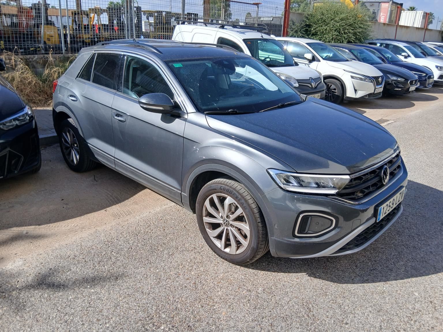 Volkswagen T-Roc 1259 LZV, foto 4 de 8, foto real