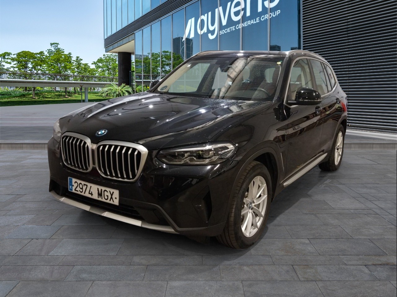Renting BMW X3 xDrive30e xLine