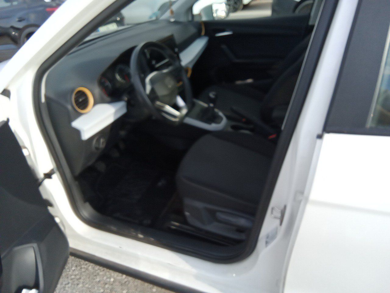 Seat Arona 9889 MBS, foto 8 de 8, foto real