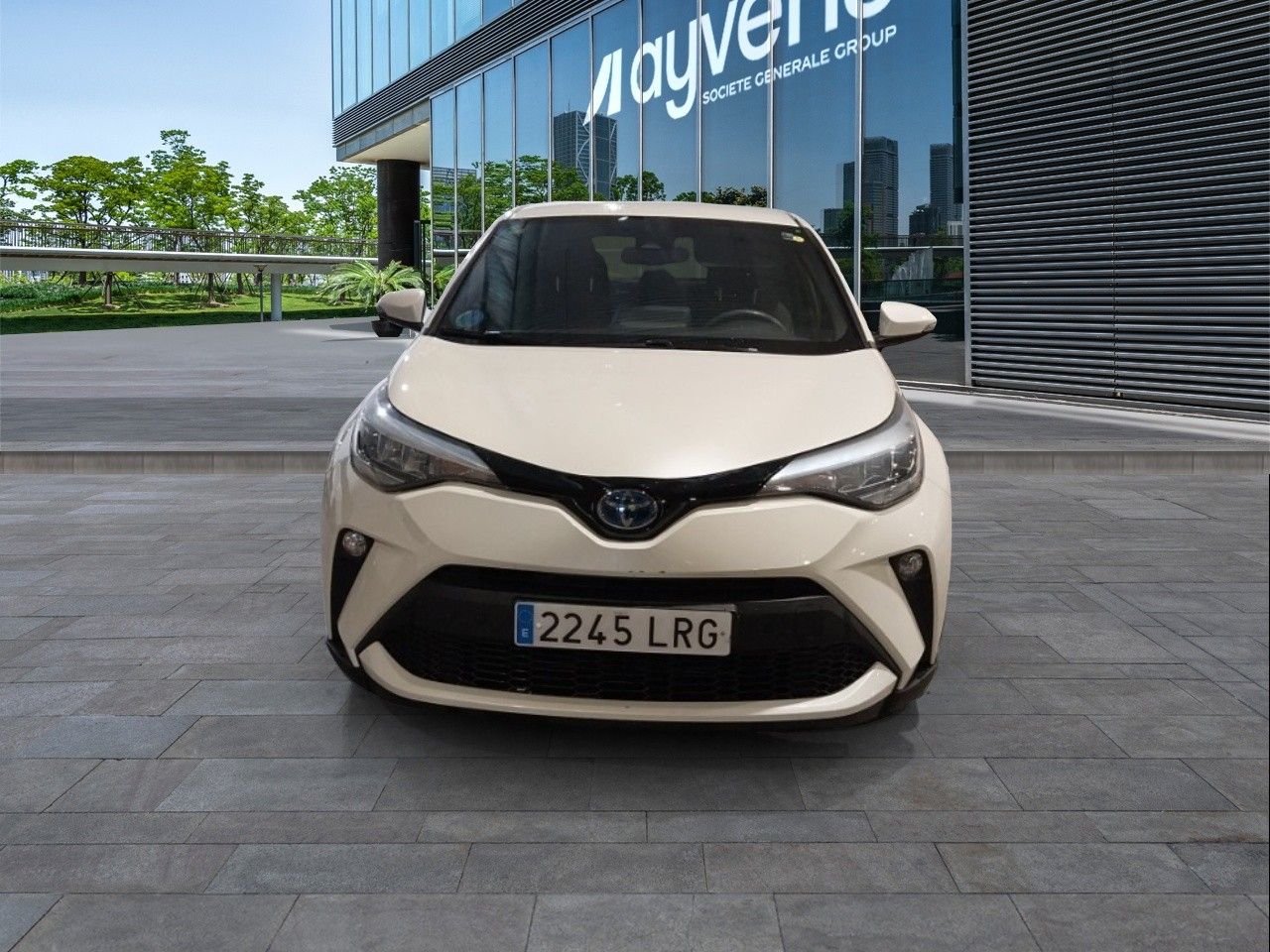 Toyota C-HR 2245 LRG, foto 2 de 7, foto real