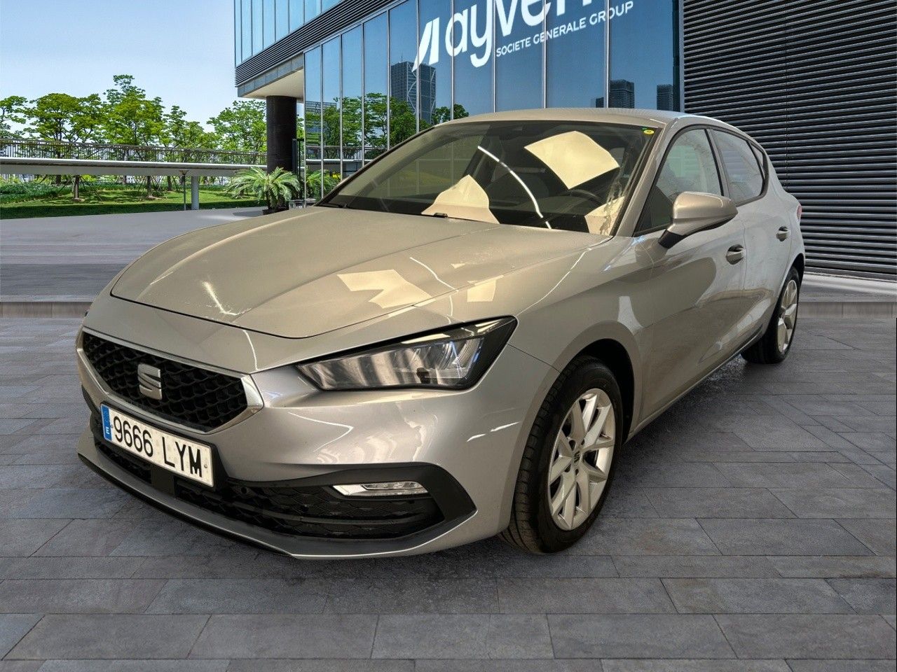 Seat León 9666 LYM, foto 1 de 7, foto real