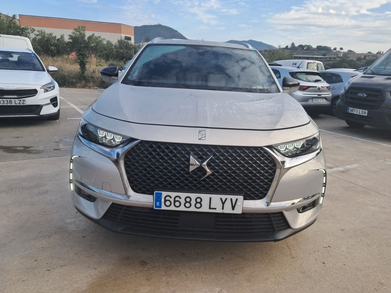DS 7 Crossback 6688 LYV, foto 2 de 8, foto real