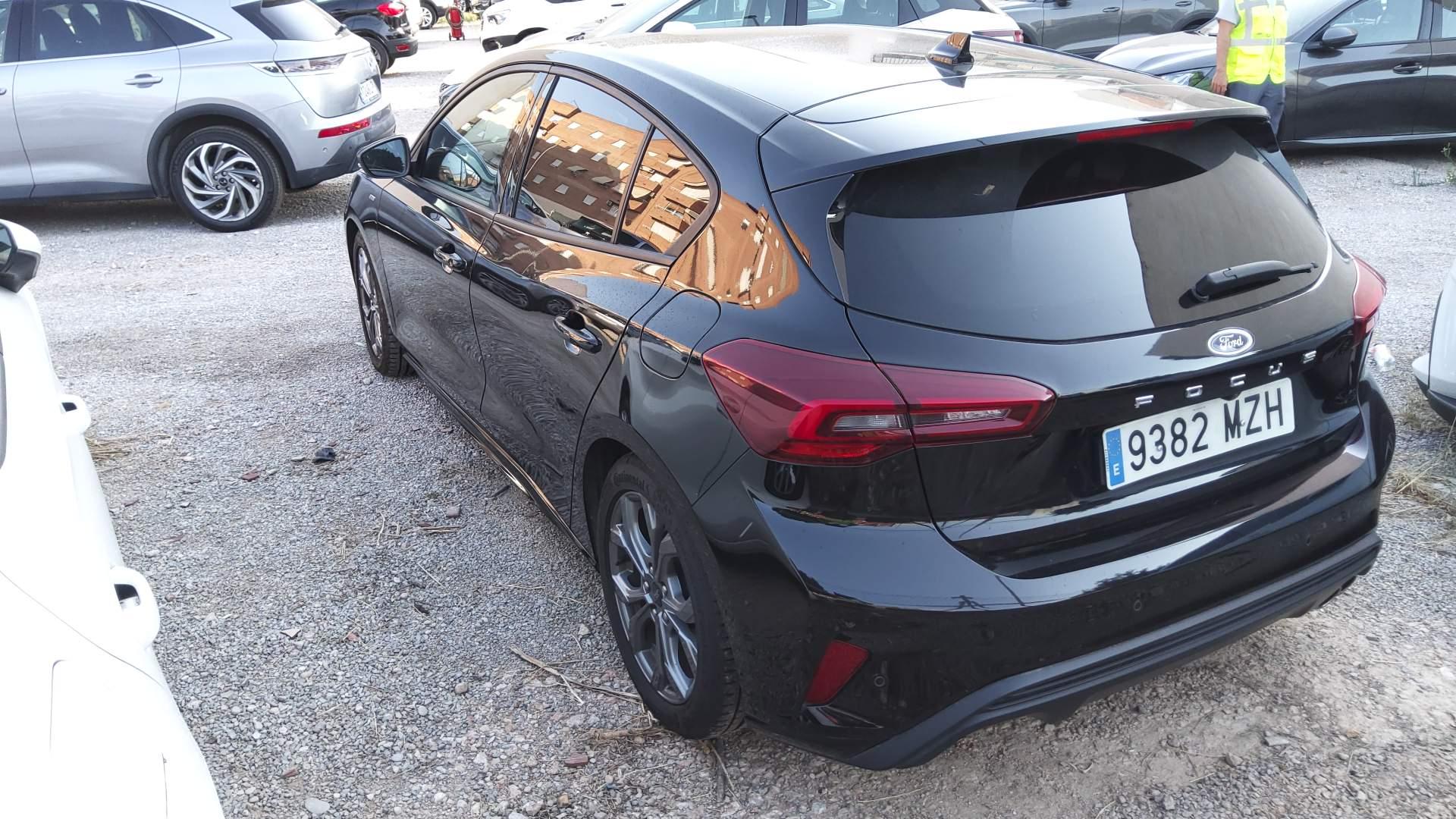 Ford Focus 9382 MZH, foto 2 de 8, foto real