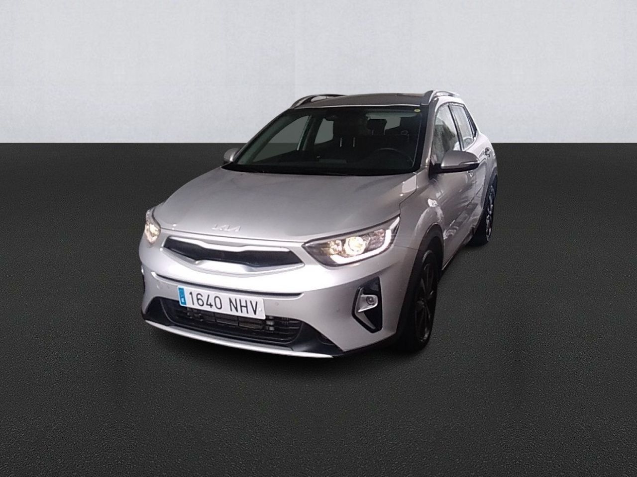 Kia Stonic 1640 NHV, foto 1 de 8, foto real