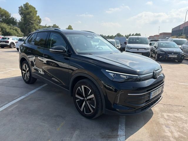 Volkswagen Tiguan 4669 NHG, foto 3 de 8, foto real