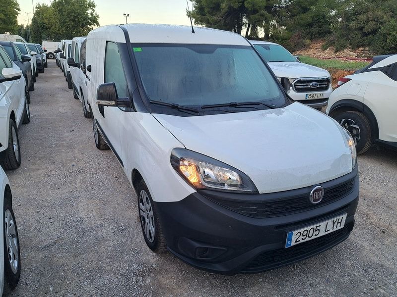 Fiat Doblò Cargo 2905 LYH, foto 3 de 8, foto real