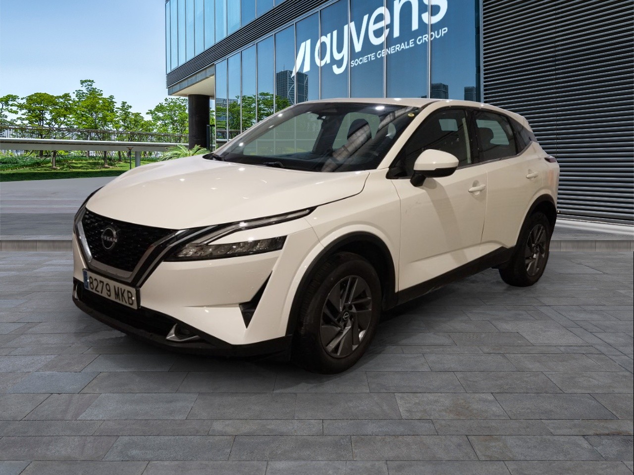 Renting NISSAN QASHQAI DIG-T 103kW (140CV) mHEV 4x2 Acenta