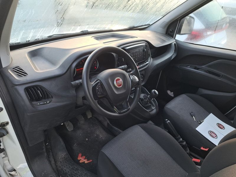 Fiat Doblò Cargo 2905 LYH, foto 7 de 8, foto real
