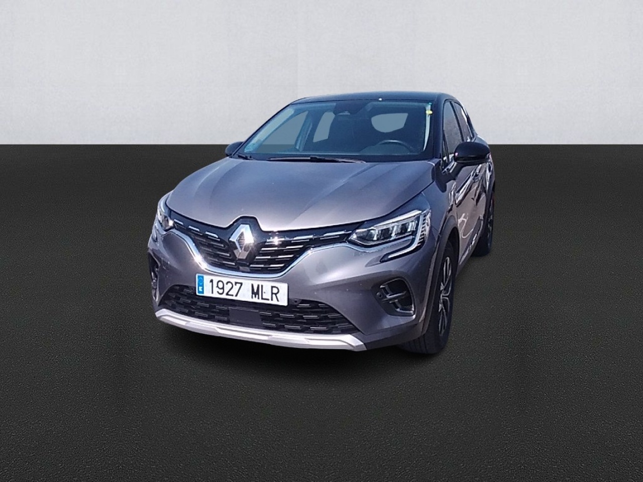 Renting RENAULT CAPTUR techno TCe 67kW (90CV)