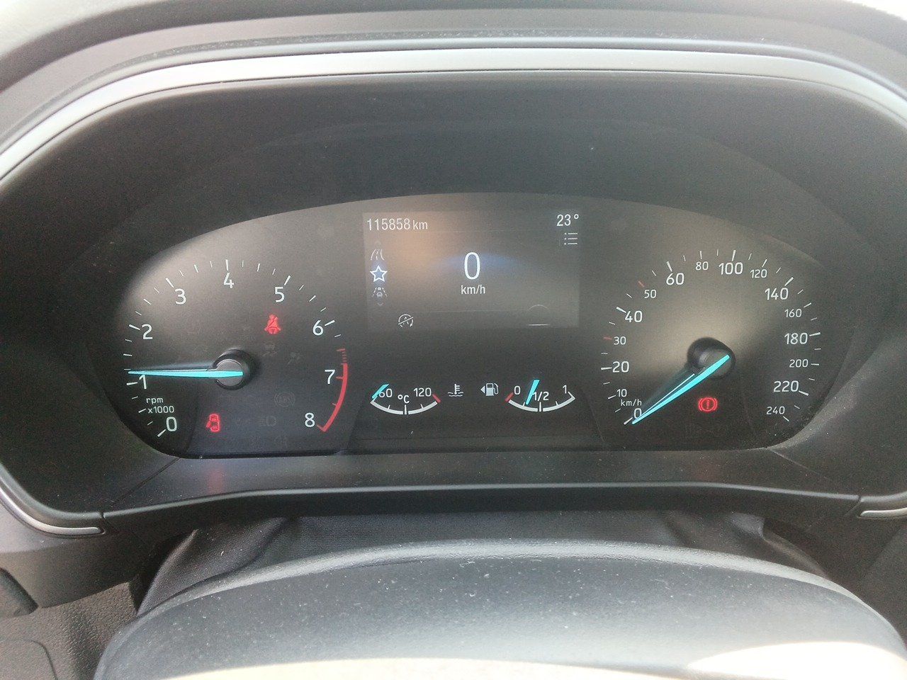 Ford Focus 6480 LYF, foto 8 de 8, foto real
