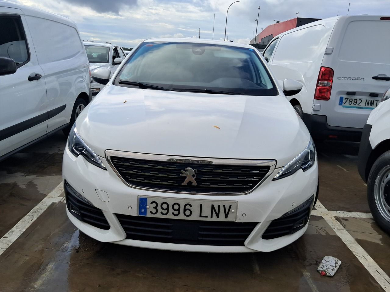 Peugeot 308 3996 LNV, foto 2 de 8, foto real