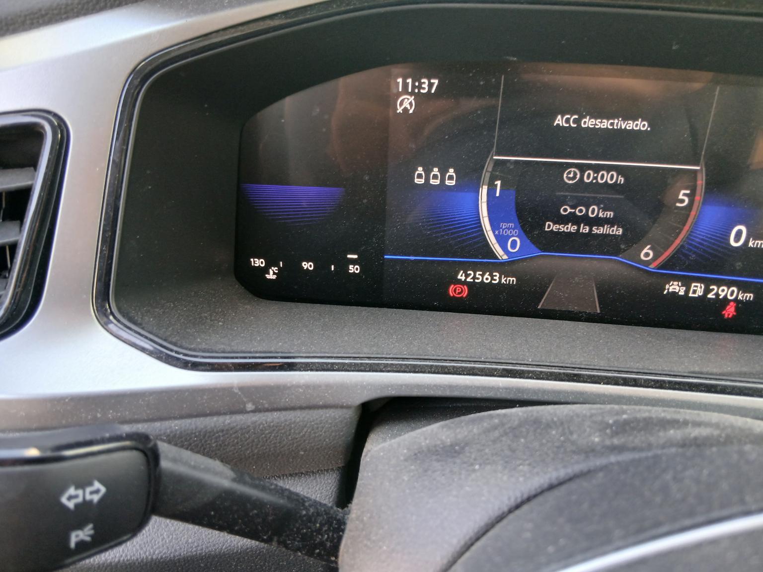 Volkswagen T-Roc 1259 LZV, foto 6 de 8, foto real