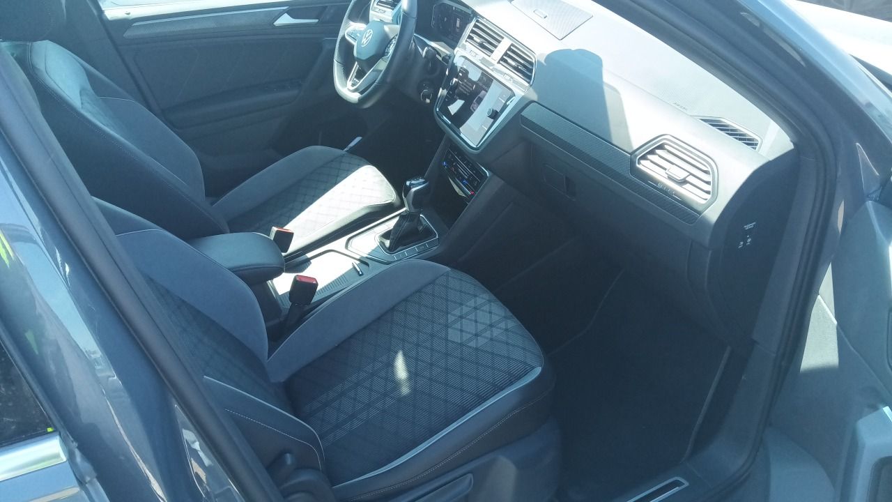 Volkswagen Tiguan 0681 MJG, foto 7 de 8, foto real