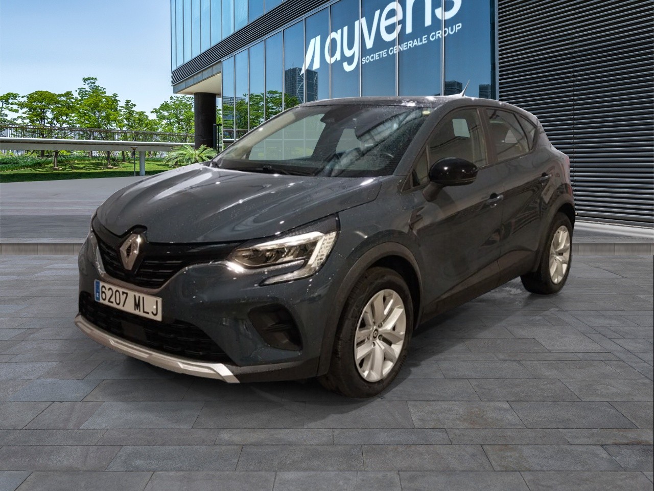 Renting RENAULT CAPTUR equilibre TCe 67kW (90CV)