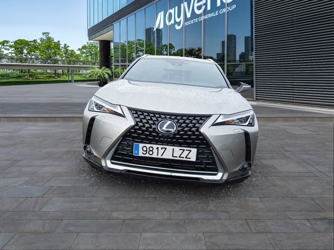 Lexus UX 9817 LZZ, foto 2 de 7, foto real