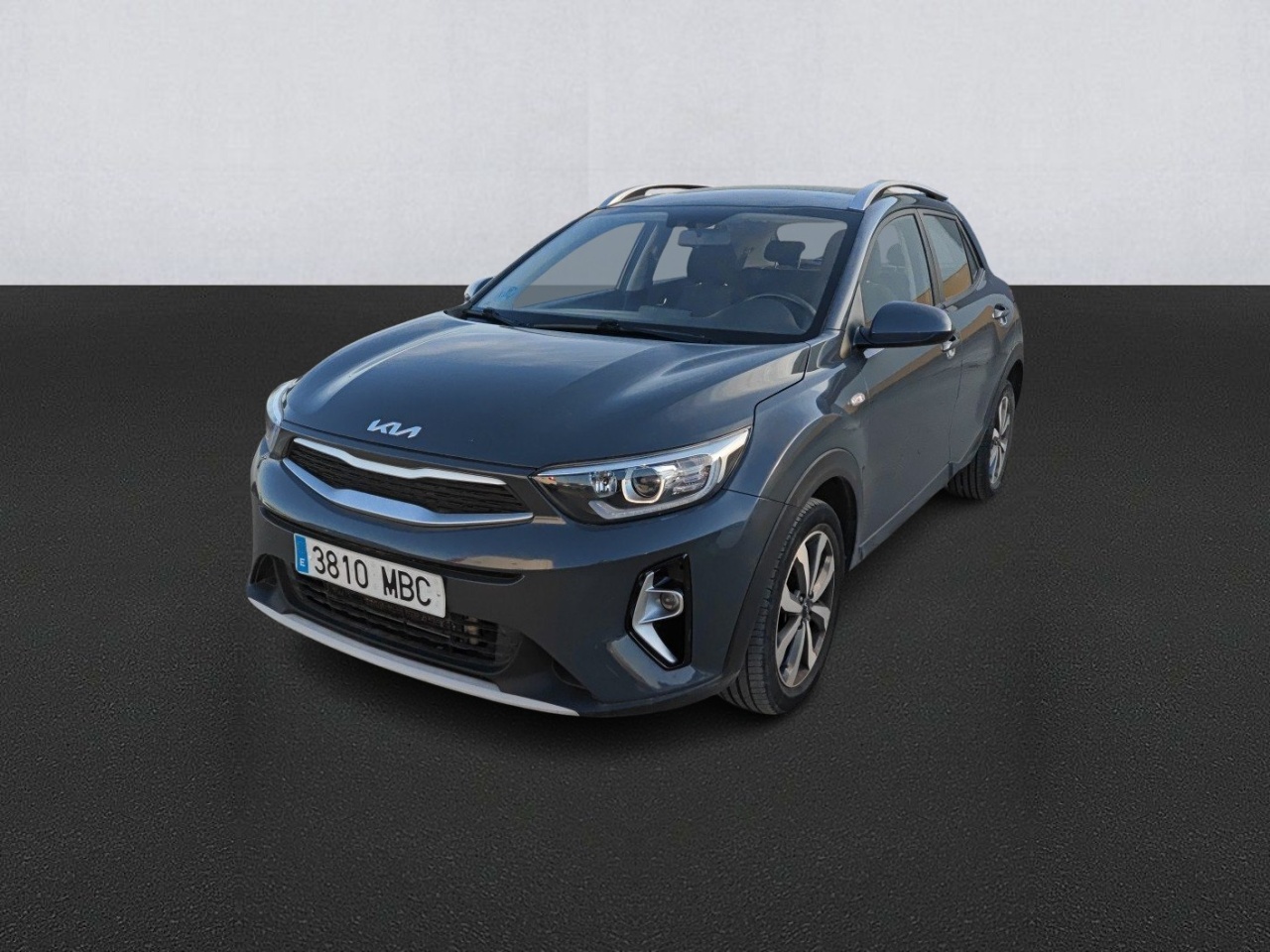 Renting KIA STONIC 1.0 T-GDi 74kW (100CV) MHEV iMT Concept