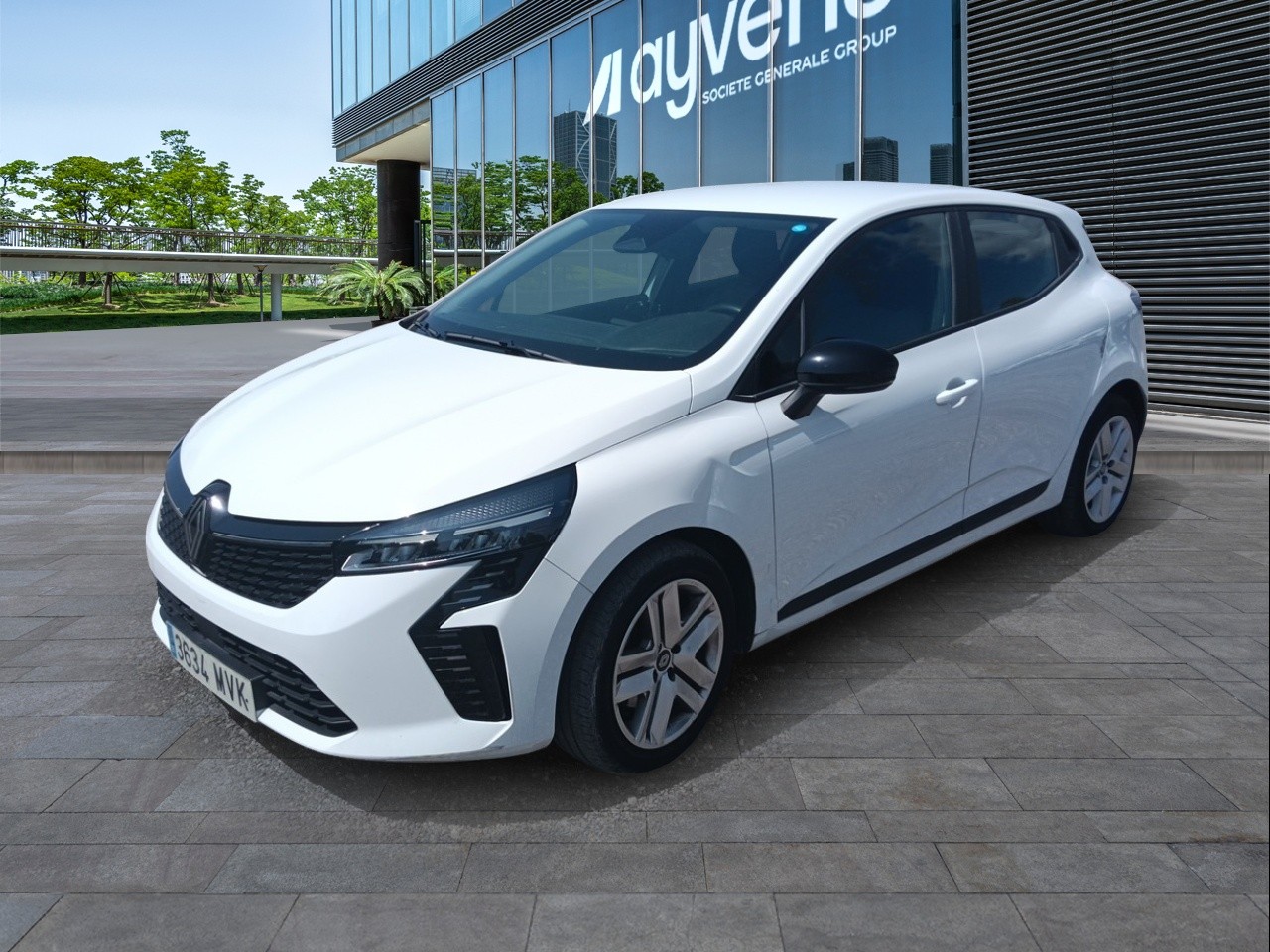 Renting RENAULT CLIO Evolution dCi 100 (74kw)