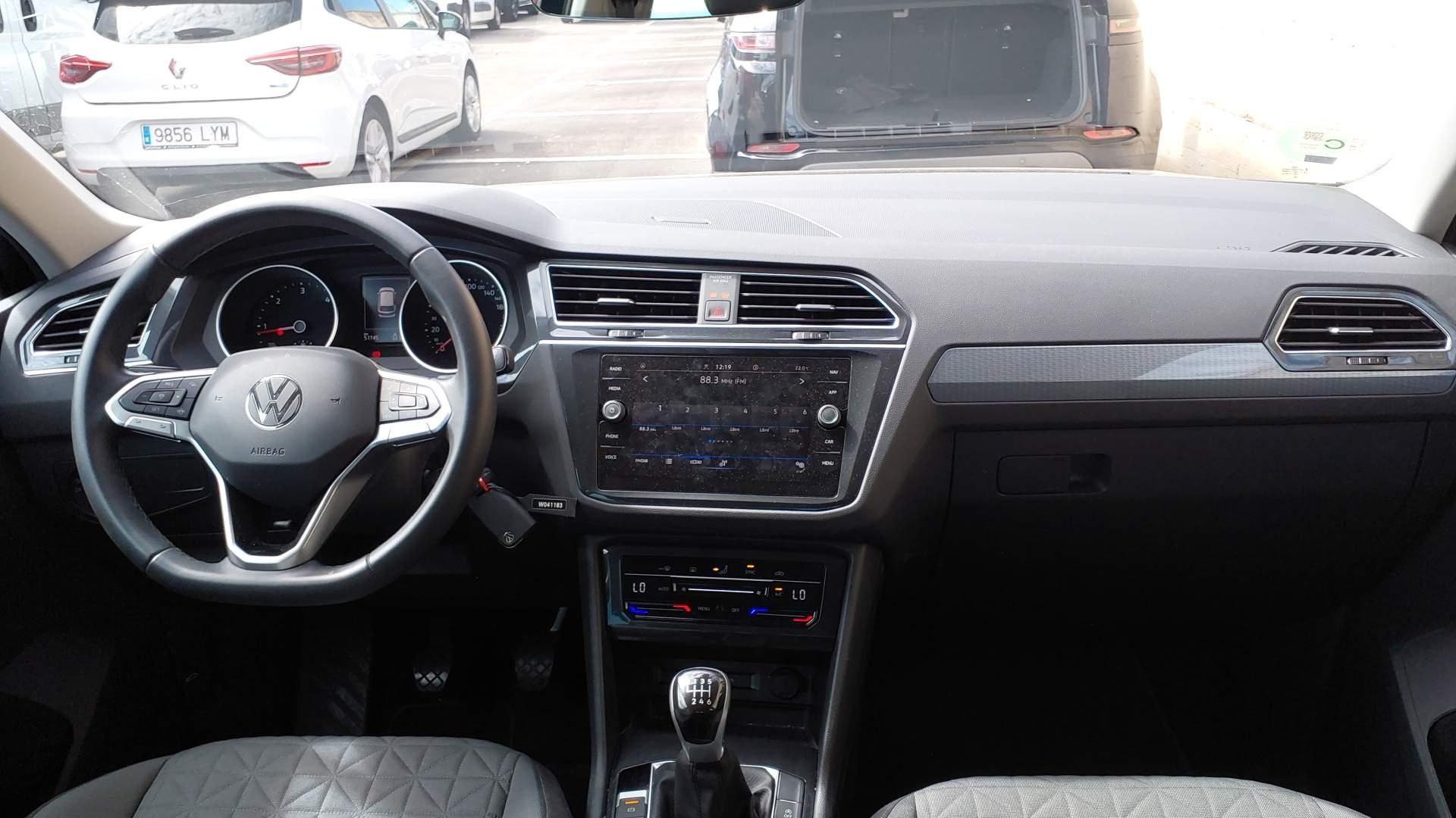 Volkswagen Tiguan 6630 MMS, foto 8 de 8, foto real